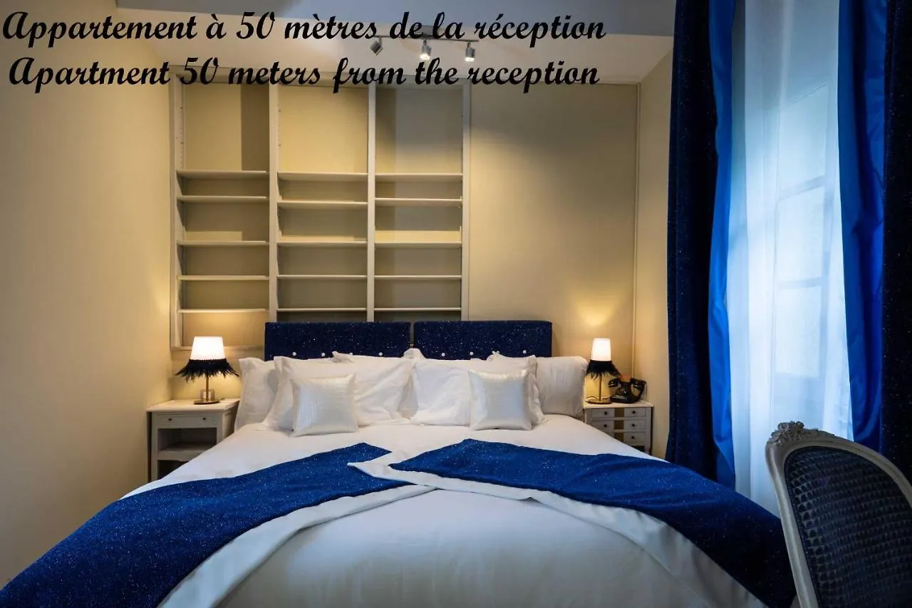 Aparthotel Le Clos Violette Et Le 11 D'Aglae - Hotel De Charme Design De Luxe L'Isle-sur-la-Sorgue France