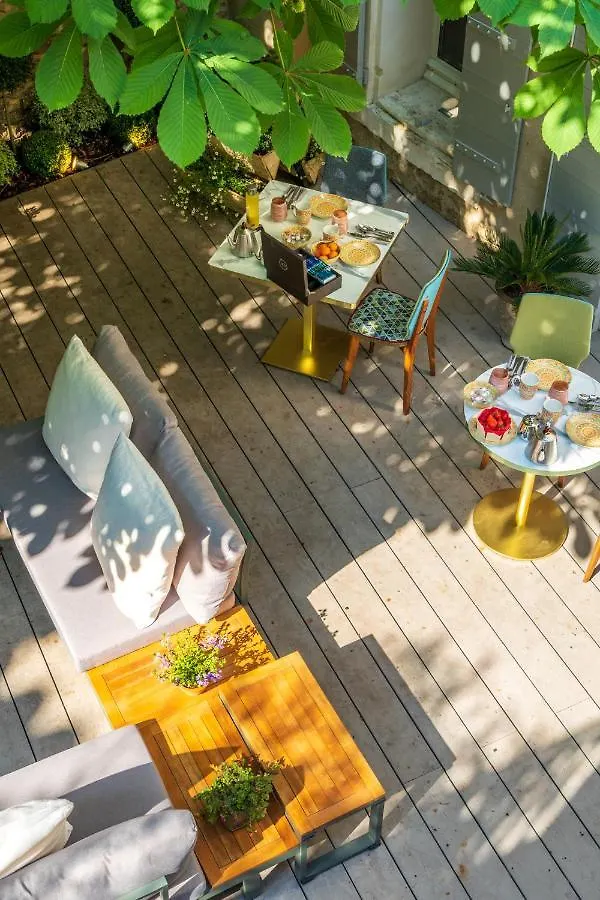 Le Clos Violette Et Le 11 D'Aglae - Hotel De Charme Design De Luxe L'Isle-sur-la-Sorgue Aparthotel