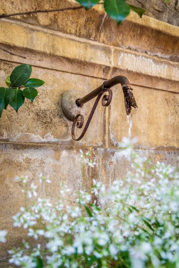 Le Clos Violette Et Le 11 D'Aglae - Hotel De Charme Design De Luxe L'Isle-sur-la-Sorgue